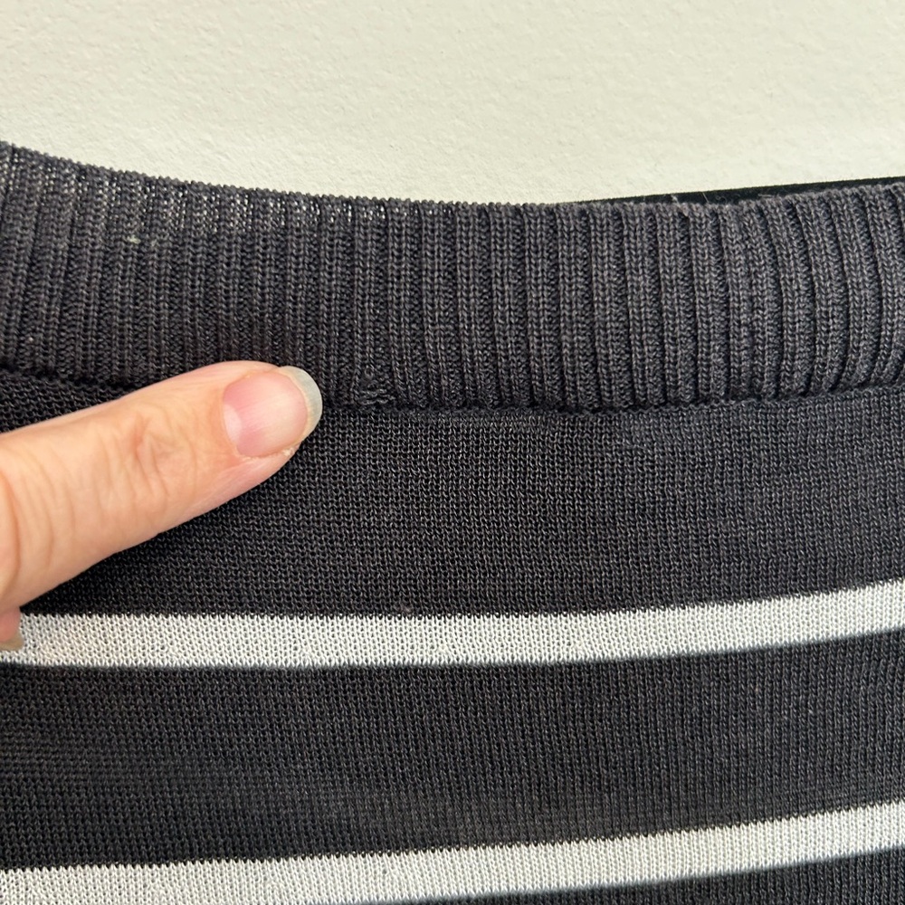 LAFAYETTE 148 New York Stripe Raglan Sweater - Black & “Ash” color - size L - Picture 8 of 15